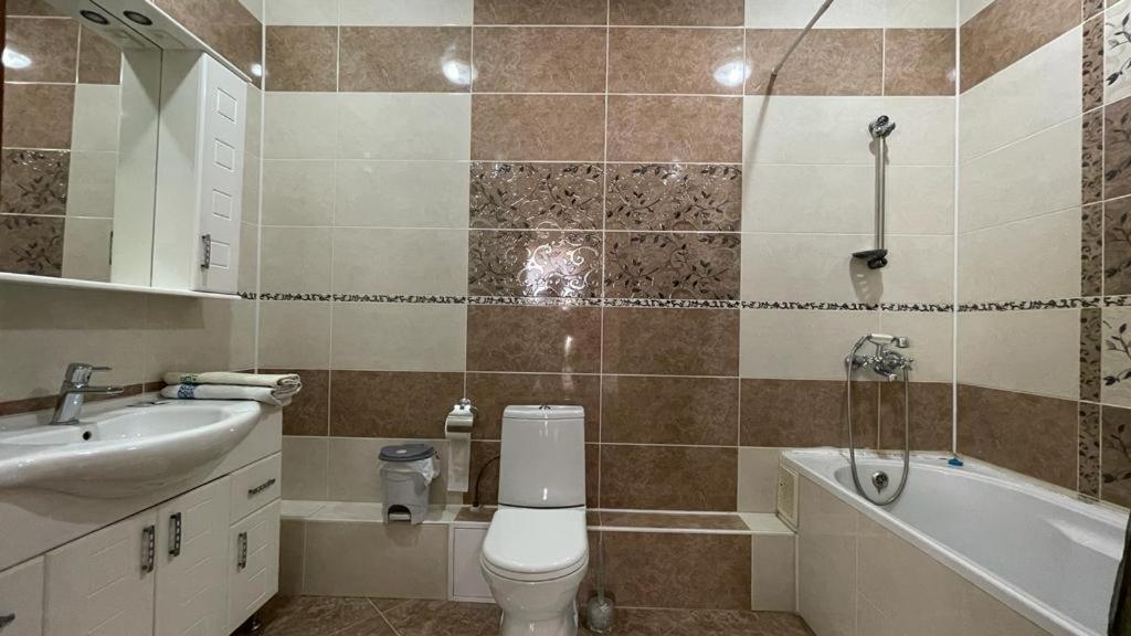 Rosa Roze Luxe House Karagandy Exterior foto